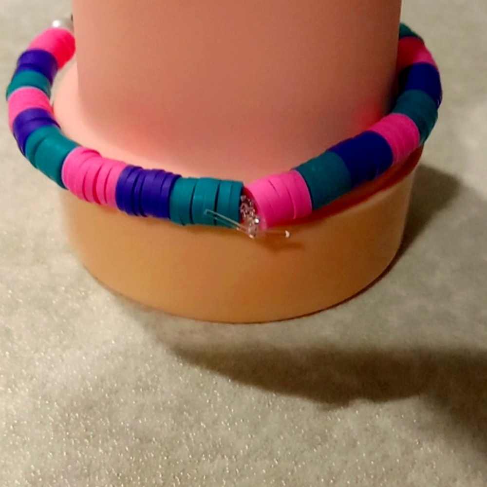 Bracelets - Picture 3 of 4